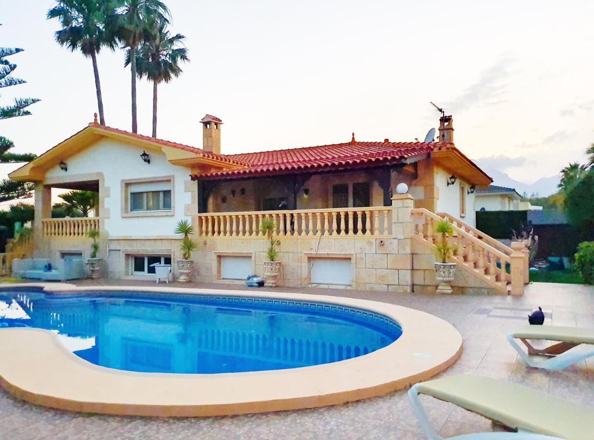 Villa Tres Palmeras En Alfaz Del Pi , Albir, Benidorm L'Alfas del Pi Exterior photo